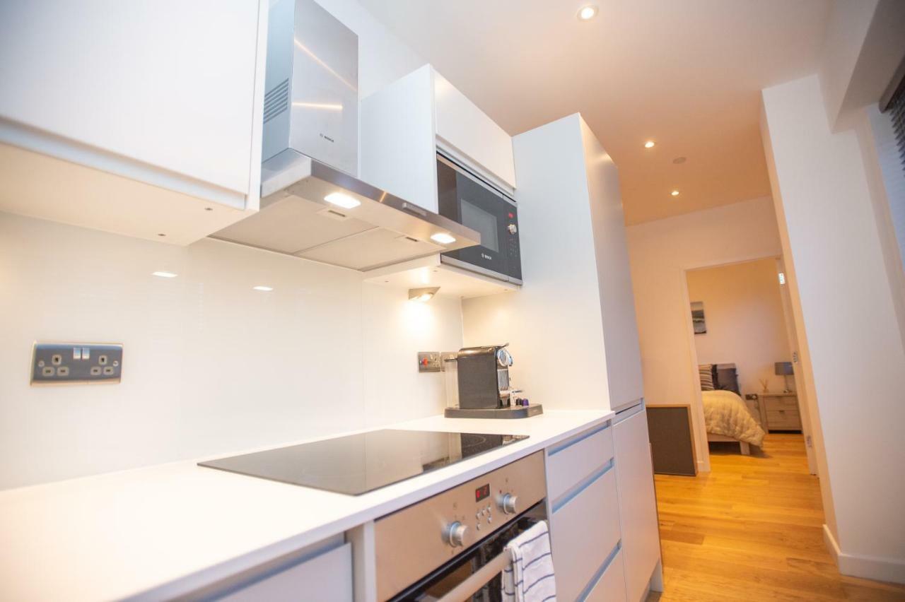 Stylish And Clean 1 Bed Apartment Maidenhead Town Center Exterior photo