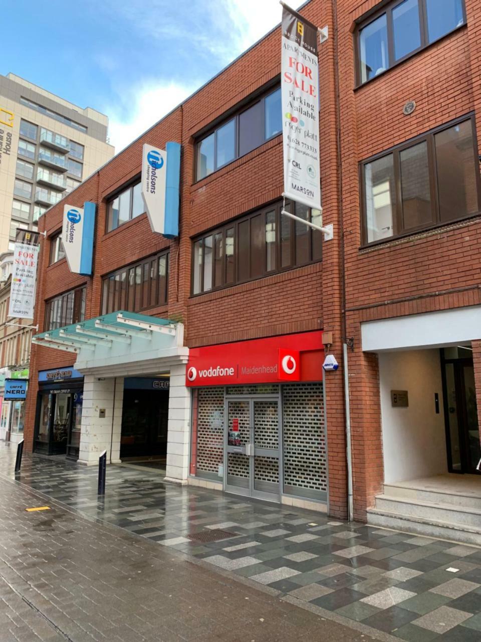 Stylish And Clean 1 Bed Apartment Maidenhead Town Center Exterior photo